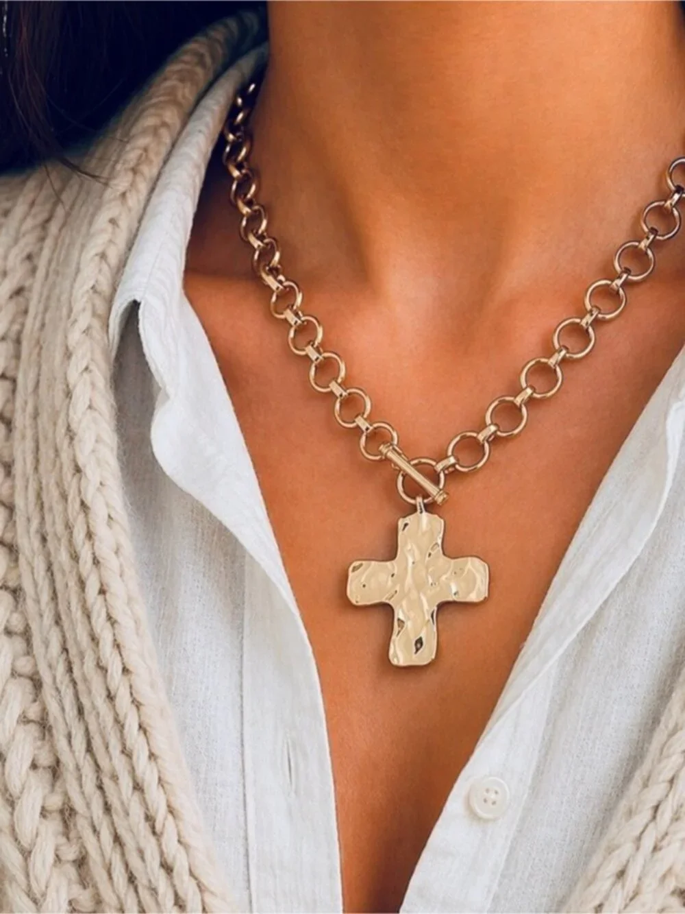 New! Trendy Hammered Gold Cross Statement Necklace NWOT
